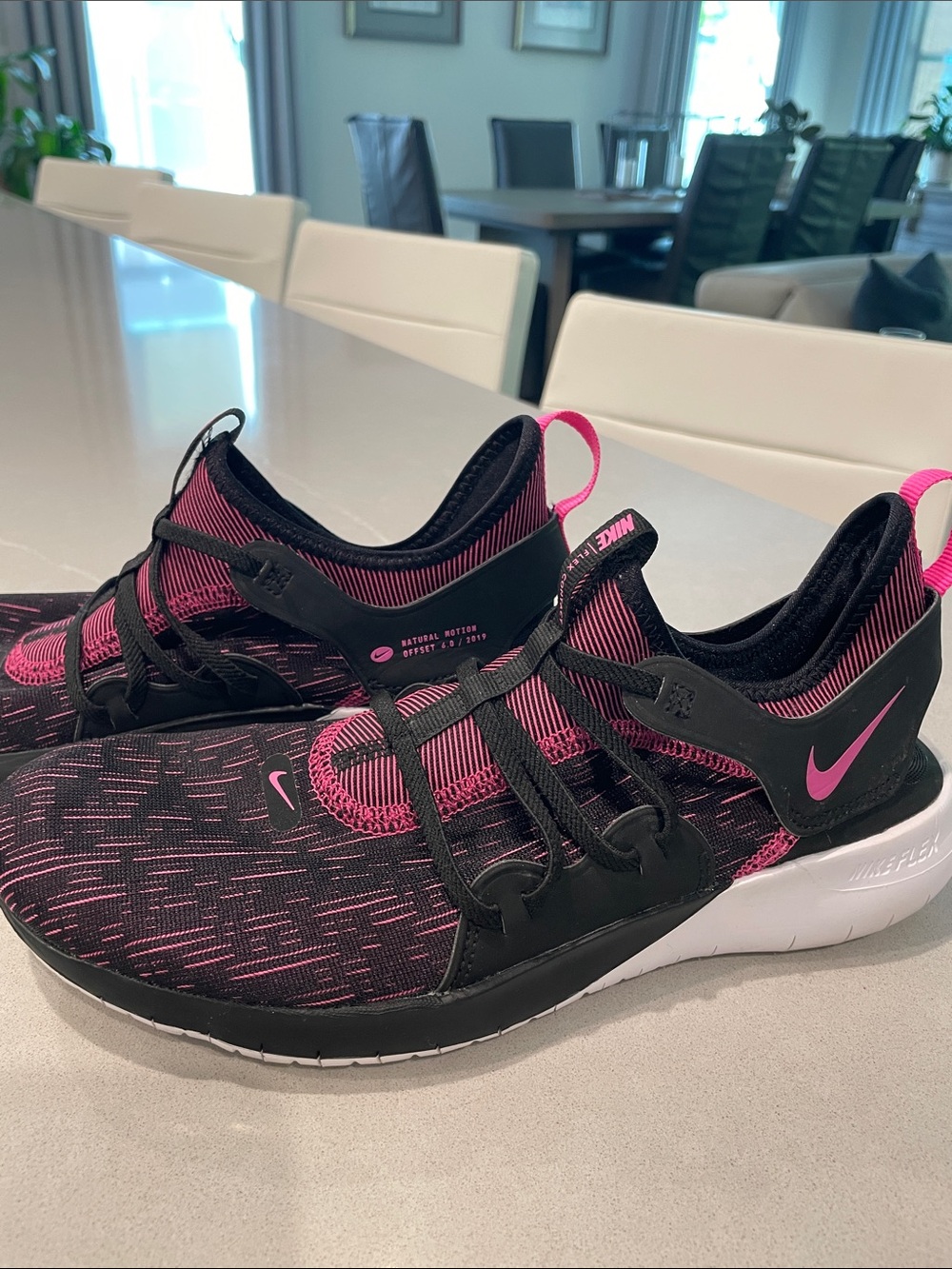Nike Running Flex Women’s Black & Pink Athletic Sneakers-Like New 8.5